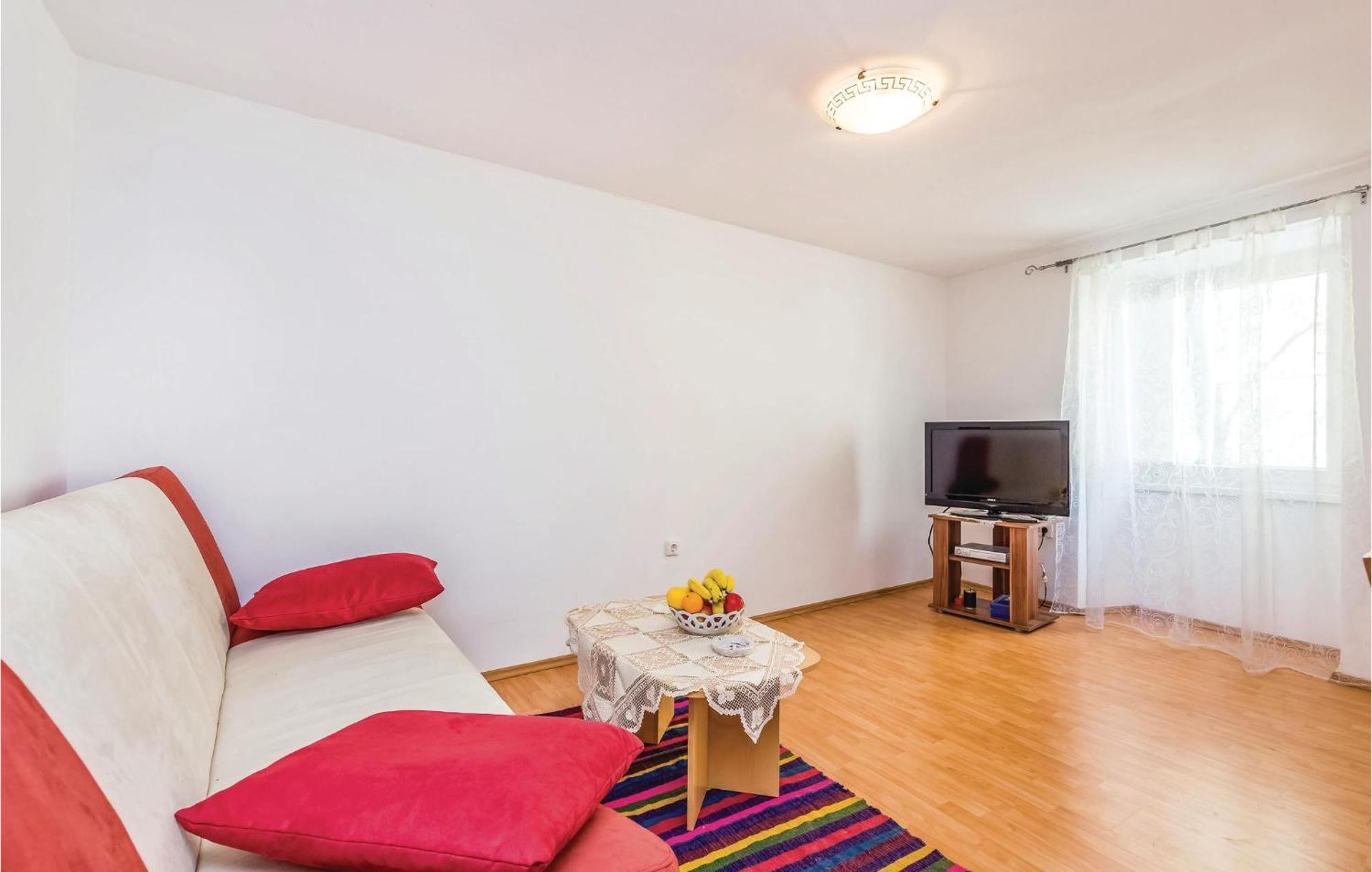 Awesome Apartment In Senj With Wifi Exterior foto